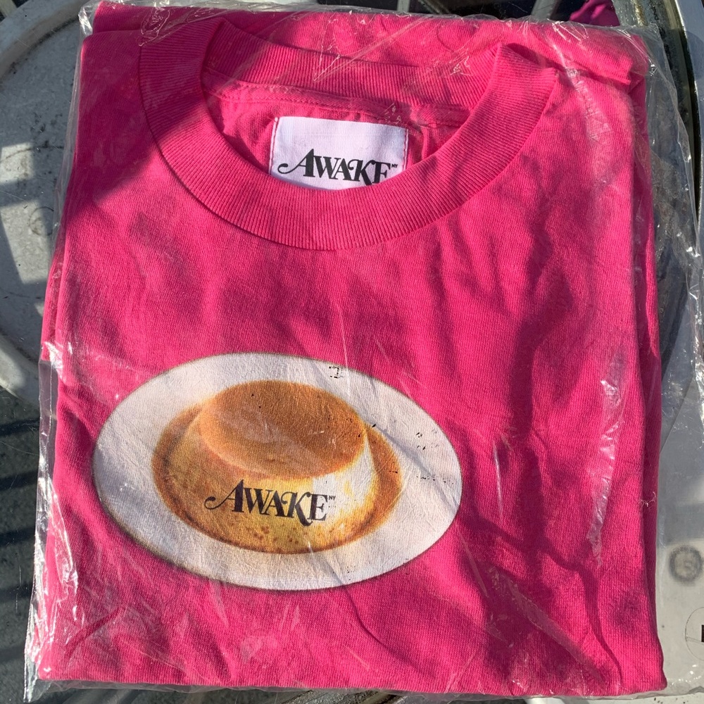 Awake Flan Tee size M